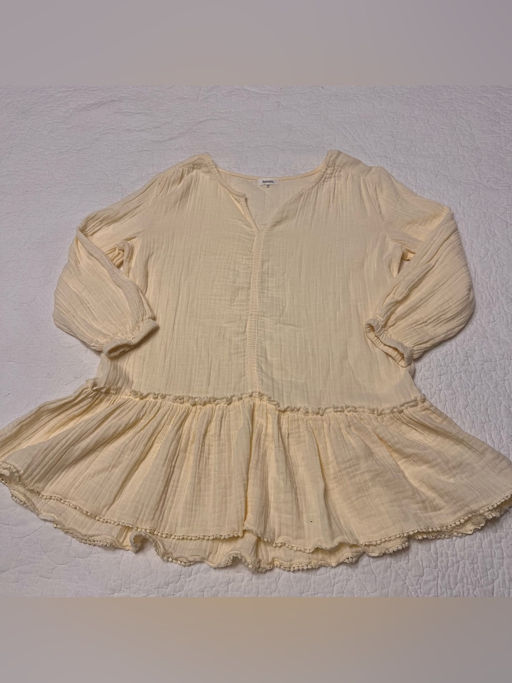 Ladies Kensie Puff Sleeve Tunic color vanilla (Yellow) M 100% Cotton ruffle